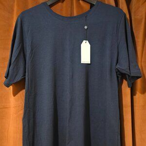 NWT Universal Standard T-Shirt